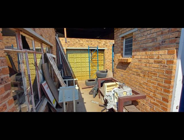 600M² BUILDING FOR SALE IN BRAKPAN CENTRAL